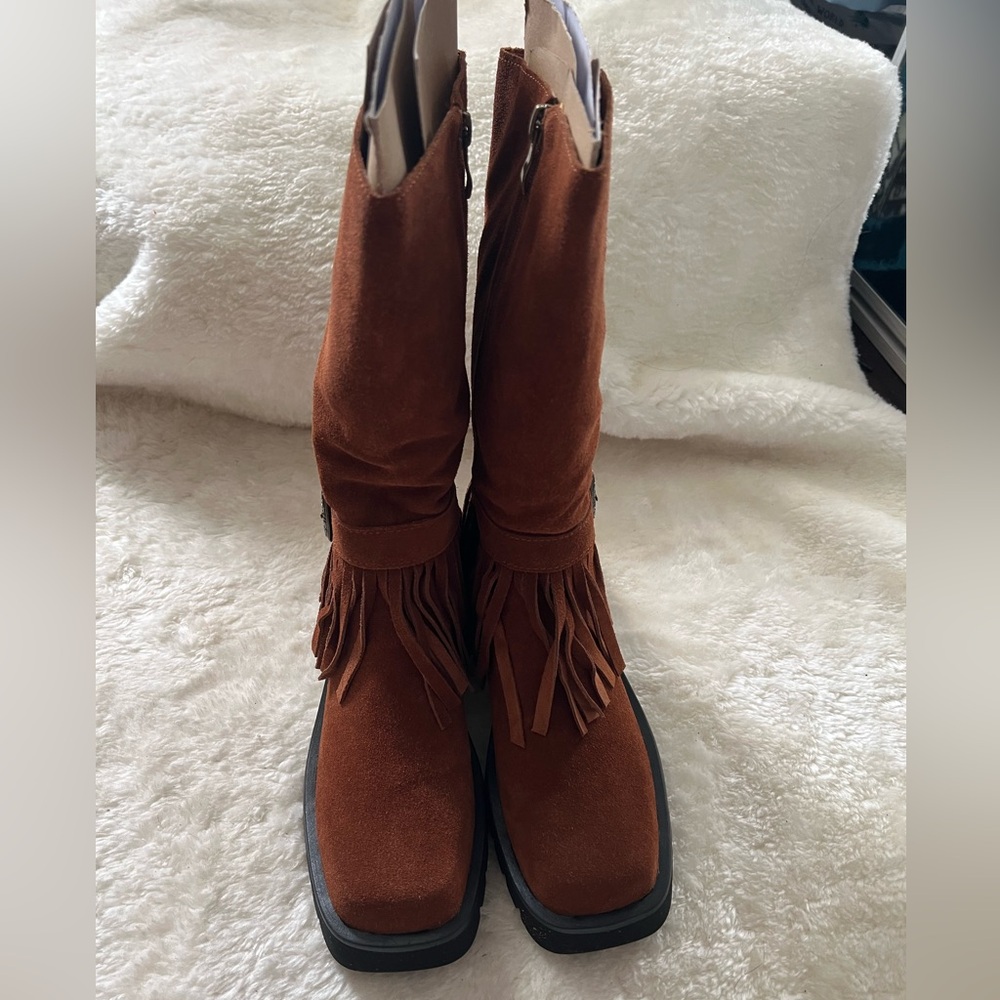 Fringe Suede Boots - Brown - Picture 4 of 11